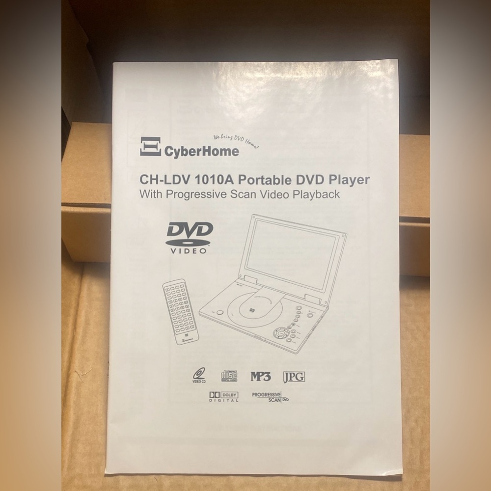 Cyberhome Portable DVD Player CH-LVD1010A All Complete MP3s 10’LCD screen New - Picture 13 of 15